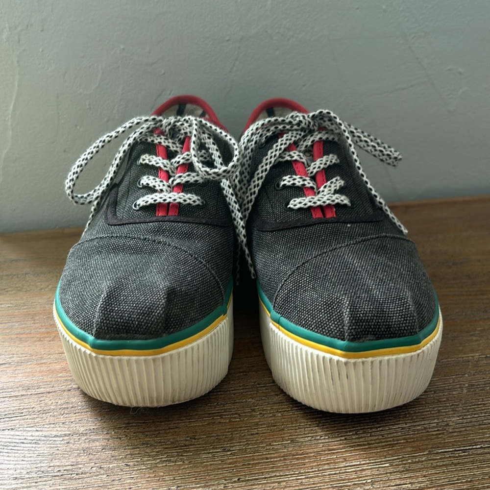 TOMS Cordones Boardwalk Black and Primary Color Platform Lace Tie Shoes Size 8.5 - Picture 5 of 17